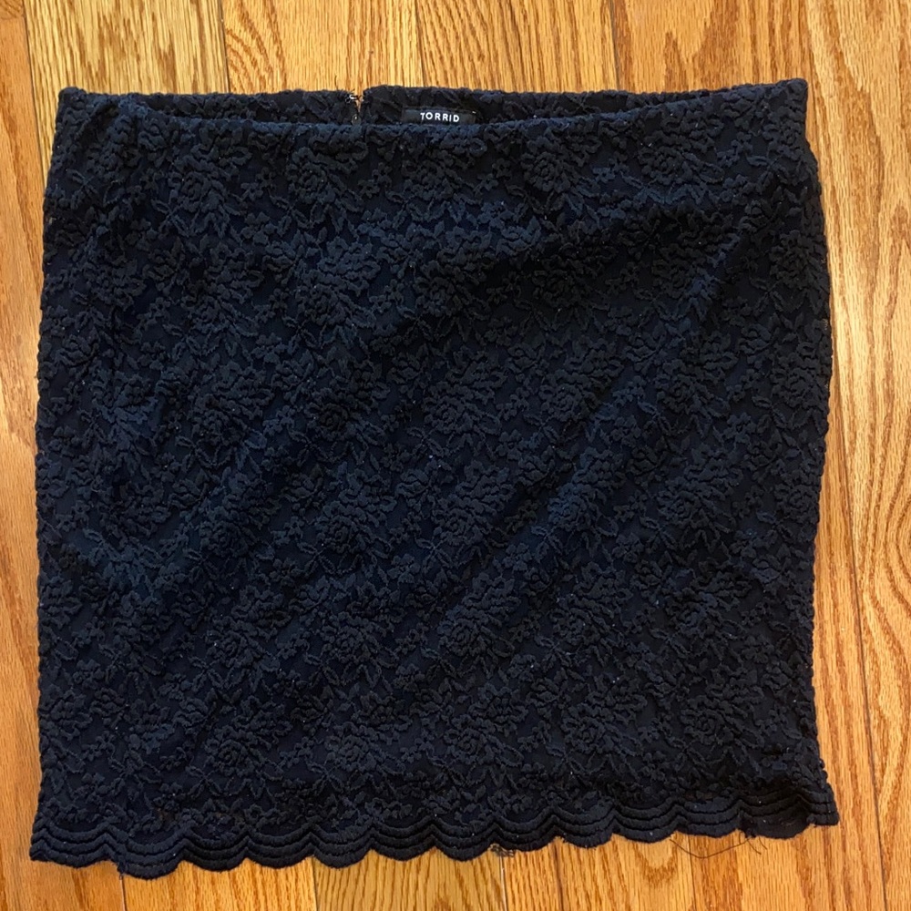 Torrid Elegant Black Lace Pencil Skirt